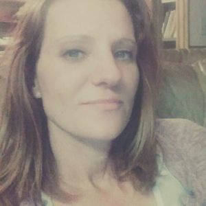 Meet your Posher, Angie